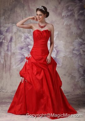 Red A-line Sweetheart Brush Train Taffeta Appliques Prom Dress
