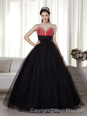 Black and Red A-line Sweetheart Floor-length Tulle and Taffeta Beading Prom Dress