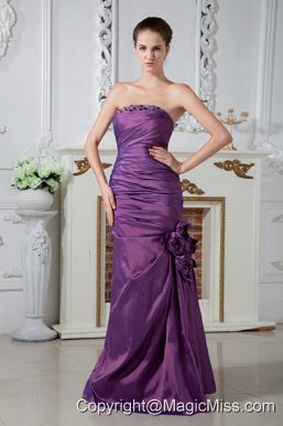 Purple Column Strapless Floor-length Chiffon Ruch and Beading Prom Dress