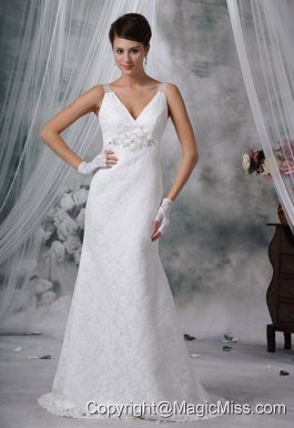 Sioux City Iowa V-neck Lace Decorate Bodice Beaded Decorate Bust Brush Train 2013 Wedding Dress