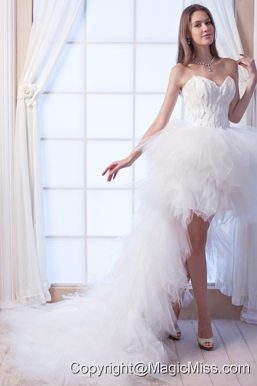 Popular A-line Sweetheart High-lowTulle Appliques Wedding Dress