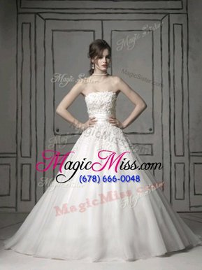Glittering Strapless Sleeveless Wedding Dresses With Brush Train Appliques White Tulle