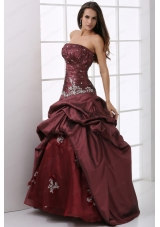 A Line Burgundy Strapless Beading and Appliques Quinceanera Dress
