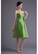 A Line Sweetheart Spring Green Ruching Hand Made Flower Bridesmaid Dress
