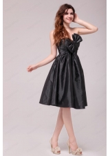 Black Sweetheart Ruching Taffeta Knee Length Prom Dress