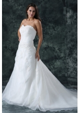 A Line Sweetheart Beading Organza Wedding Dress with Court Train