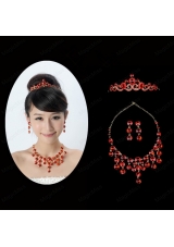 Dazzling Rhinestone Ladies' Crown and Necklace