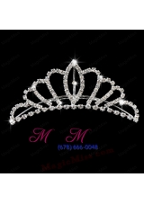 Classic Tiara Decorated With Shimmering Rhinestone