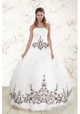 2015 Unique Appliques Strapless White Quinceanera Dresses