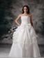Romantic A-line Strapless Floor-length Organza Appliques Wedding Dress