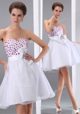 Popular Sweetheart White Short Bridesmaid Dresses with Beading