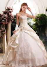 2016 Fashionable Ball Gown Strapless Wedding Dresses with Appliques