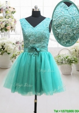 Cheap Mini Length V Neck Turquoise Prom Dress with Handmade Flower and Lace