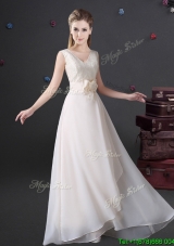 New Style V Neck Laced and Bowknot Chiffon Prom Dress in White