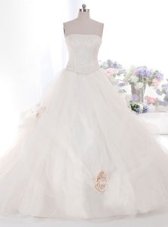 Sexy Sleeveless Tulle With Brush Train Zipper Wedding Dress in White for with Hand Made Flower