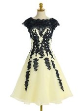 Glorious Scalloped Black and Yellow Cap Sleeves Knee Length Appliques Zipper Dress for Prom