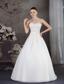 A-line Sweetheart Organza Appliques With Beading Wedding Dress