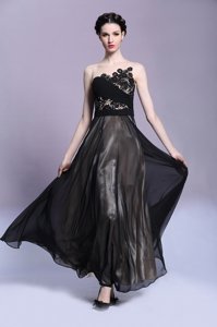 Dramatic Chiffon Scoop Sleeveless Side Zipper Appliques Prom Dress in Black