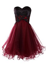 Modest Sleeveless Appliques Lace Up Cocktail Dresses