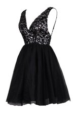 Customized Black A-line Tulle V-neck Sleeveless Sequins Knee Length Backless Prom Dress