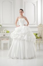 Superior Pick Ups Floor Length White Bridal Gown Strapless Sleeveless Lace Up