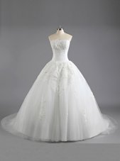 Cheap Tulle Strapless Sleeveless Court Train Lace Up Beading and Appliques Wedding Gown in White