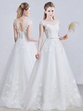 Flirting Scoop Short Sleeves Tulle Wedding Dresses Appliques Lace Up