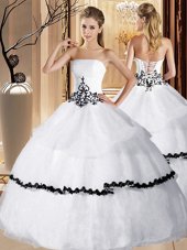 Ruffled Floor Length Ball Gowns Sleeveless White Quinceanera Gown Lace Up