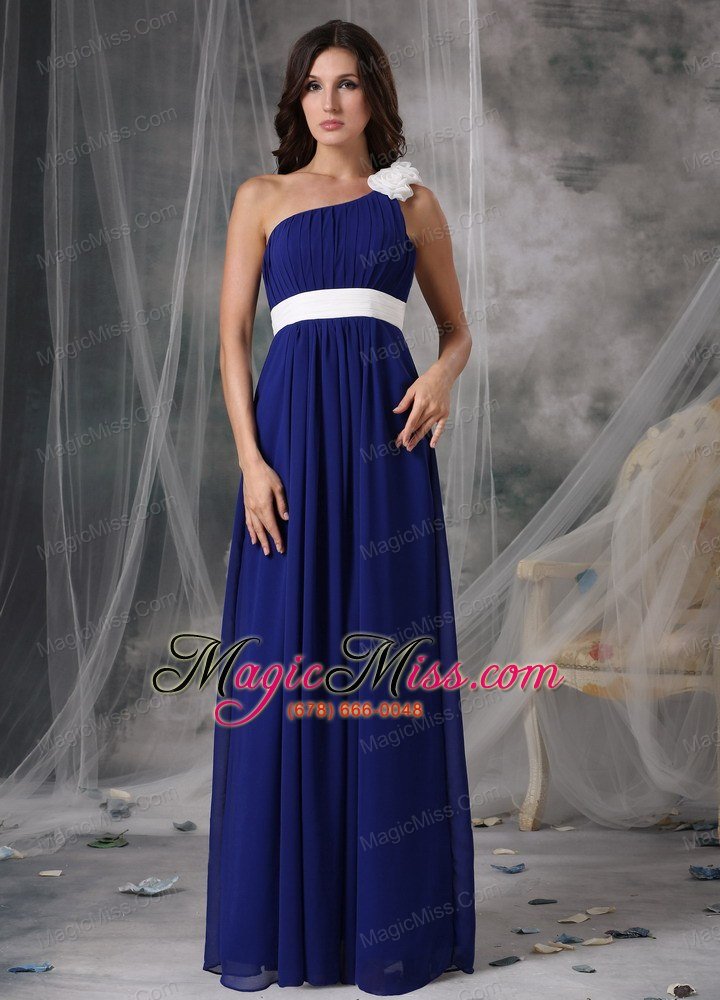 wholesale modest royal blue and white empire one shoulder prom dress chiffon handle flowers floor-length