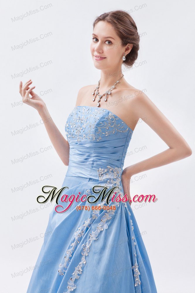 wholesale baby blue a-line / sheath strapless prom dress taffeta appliques floor-length