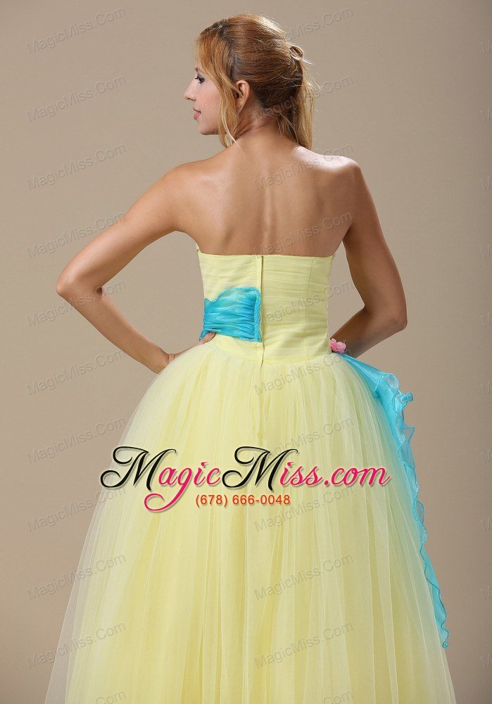 wholesale light yellow appliques and ruched bodice for 2013 prom dress in denver with sash