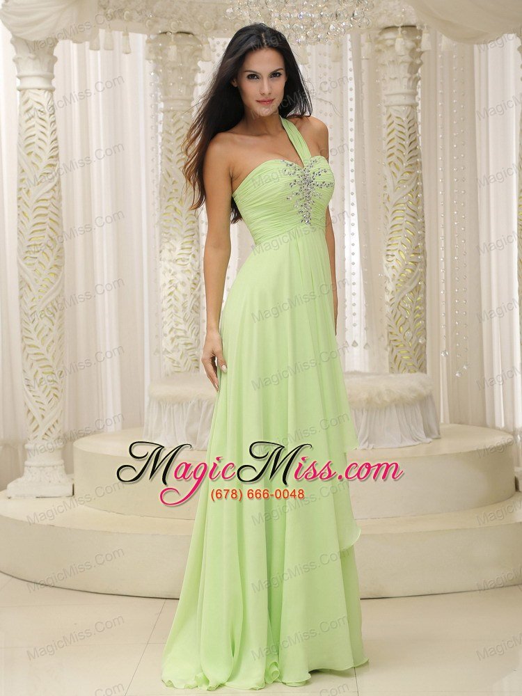 wholesale yellow green one shoulder and ruched bodice beaded decorate bust for 2013 prom dress
