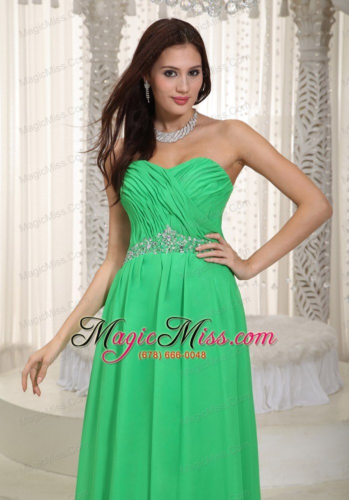 wholesale spring green empire sweetheart floor-length chiffon ruch and beading prom dress