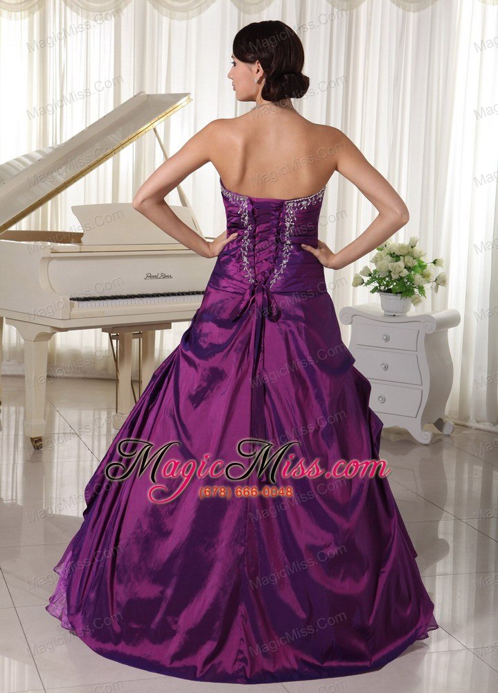 wholesale taffeta and organza dark purple a-line sweetheart quinceanera gowns with appliques and beading