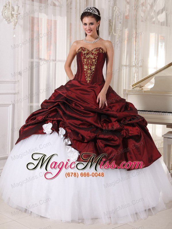 wholesale burgundy and white ball gown sweetheart floor-length taffeta and tulle appliques quinceanera dress