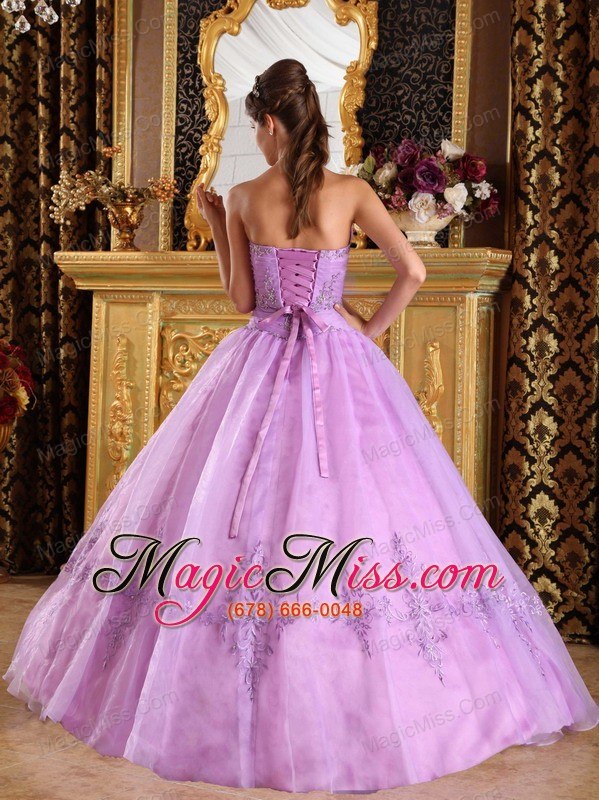 wholesale lavender ball gown strapless floor-length appliques tulle quinceanera dress