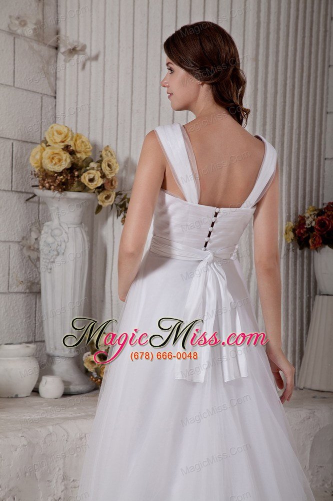wholesale popular a-line straps brush train tulle hand made flower and ruch wedding dress
