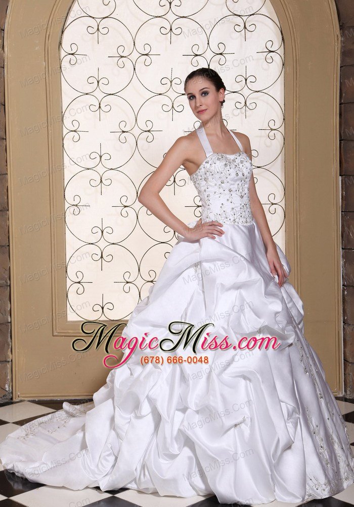 wholesale halter exquisite wedding dress for 2013 embroidery and pick-ups on satin