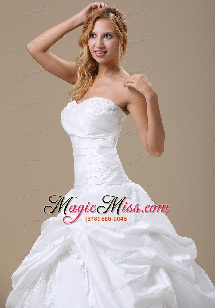 wholesale appliques decorate sweetheart neckline hand made flower ball gown floor-length for 2013 wedding dress