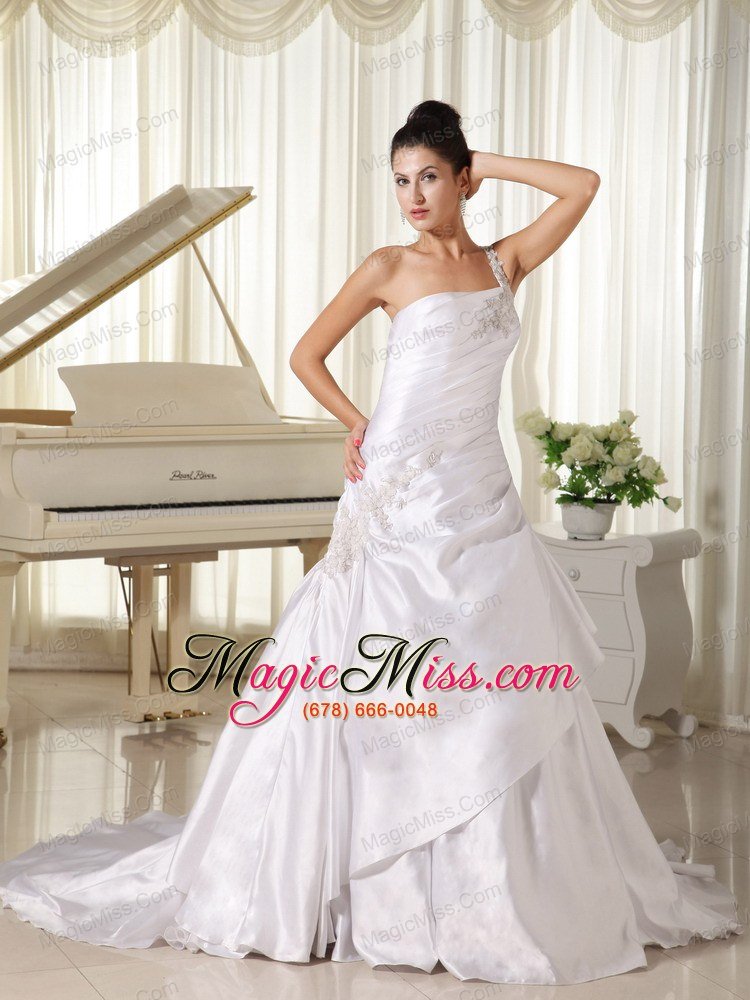wholesale appliques decorate shoulder and bust a-line wedding dress in california