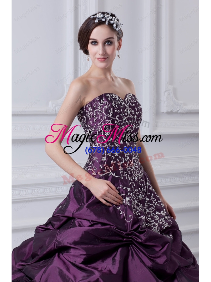wholesale cheap eggplant purple sweetheart embroidery and pick ups quinceanera dress