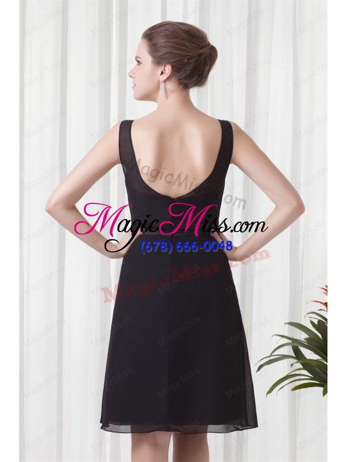 wholesale empire scoop black knee length ruching chiffon bridesmaid dress