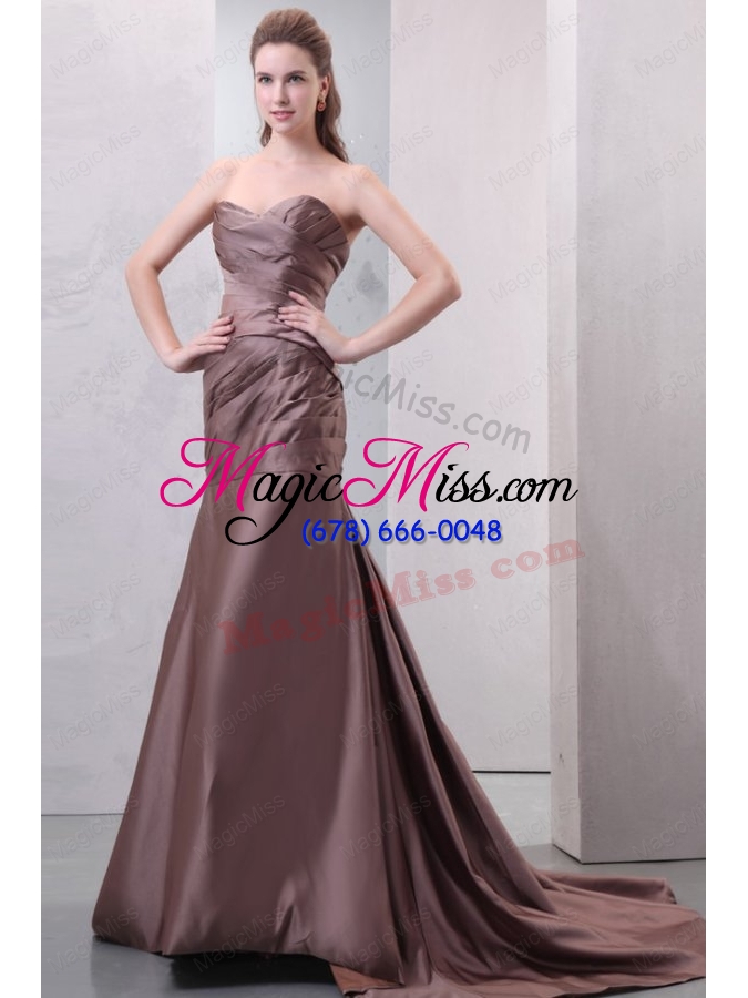 wholesale sweetheart a line ruching decorate chocolate prom dress with train
