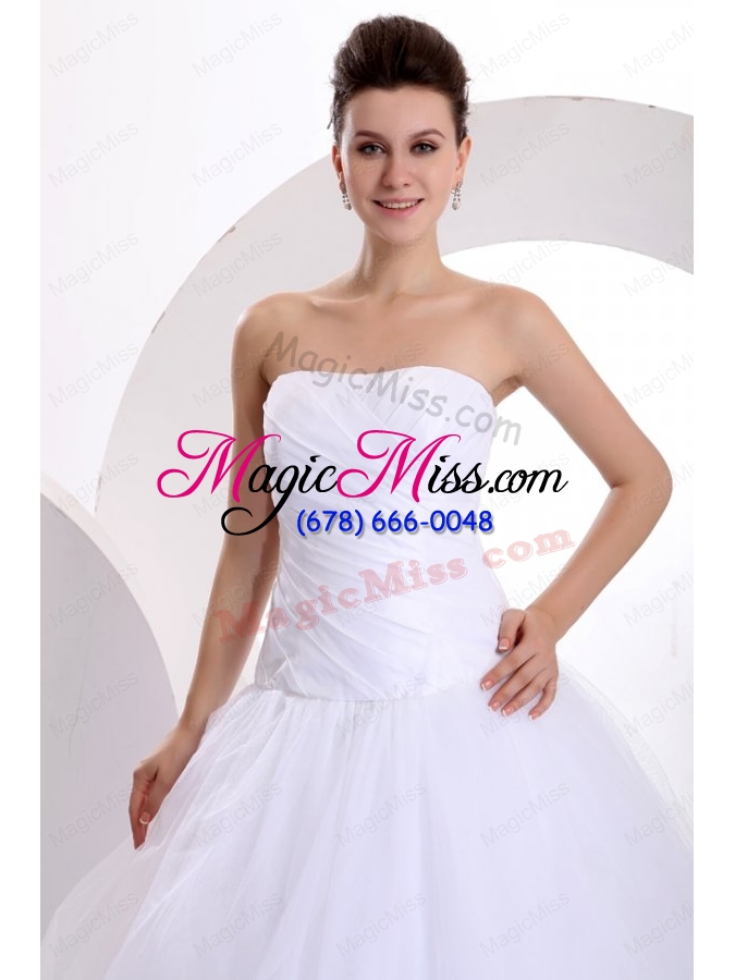 wholesale princess strapless ruching brush train tulle wedding dress