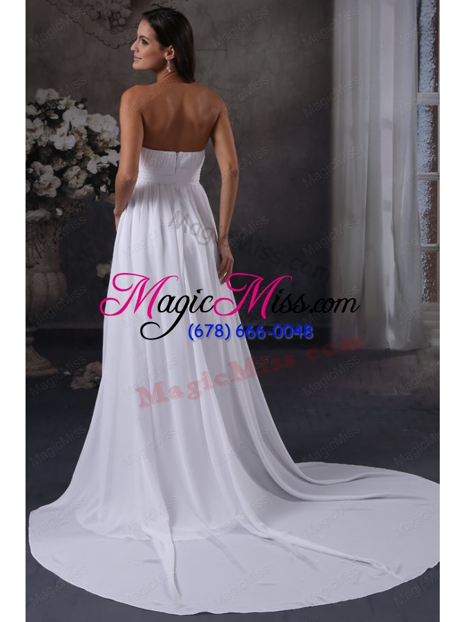 wholesale elegant empire strapless court train ruching wedding dress with zipper up