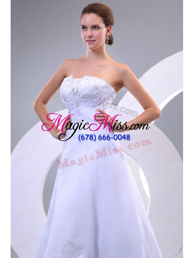 wholesale strapless a line sweep train wedding dress with appliques and beading