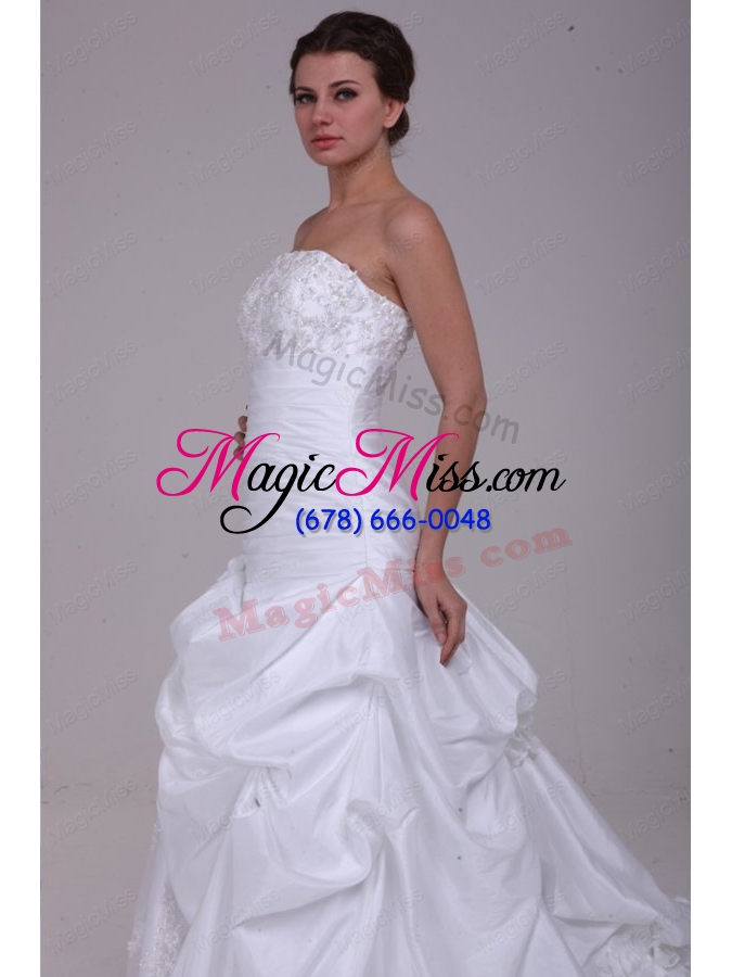wholesale princess strapless beading taffeta wedding dress with court train