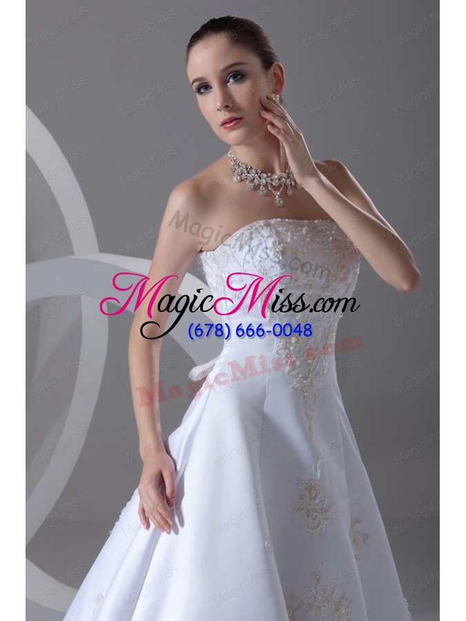 wholesale a-line strapless appliques cathedral train satin wedding dress