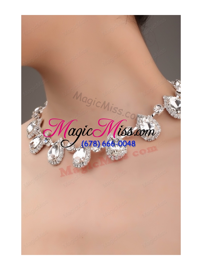 wholesale high-quality rhinestone dignified ladies' necklace and tiara
