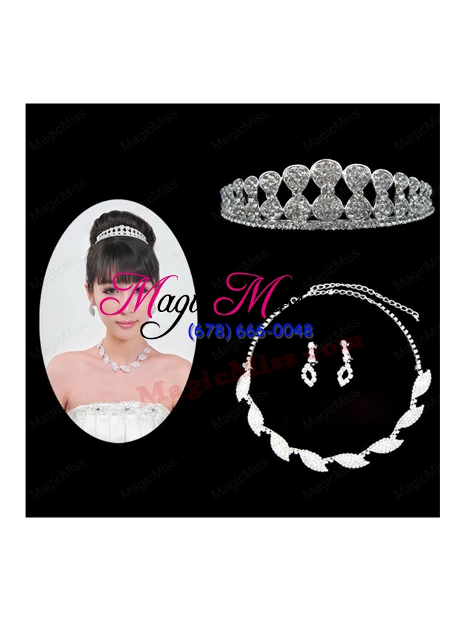 wholesale vintage style pearl with rhinestons  necklace and tiara